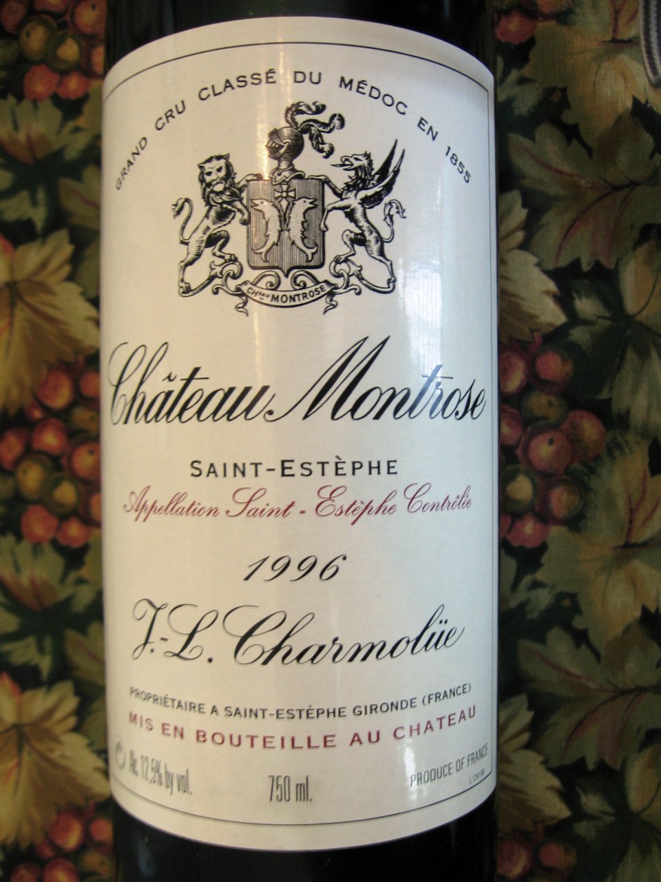 波尔多Château Poujeaux酒标